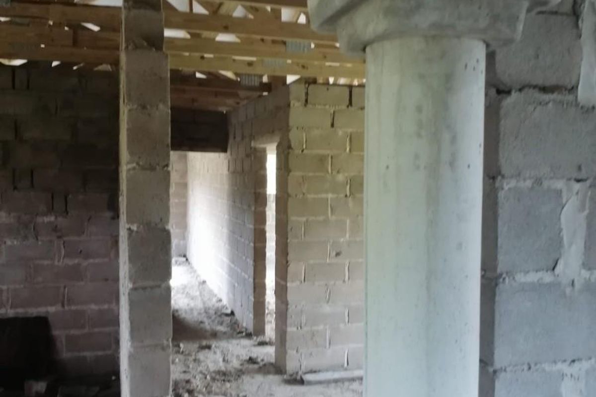 4 Bedroom Home - Structure Complete - Finish to Your Own Taste - Photo 3