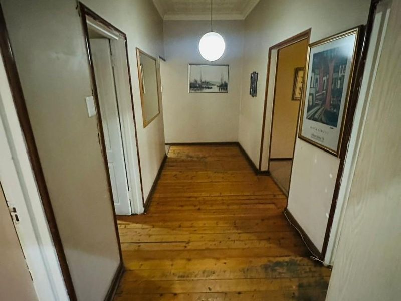 3 bedroom house For Sale in Kensington, Johannesburg - Photo 7