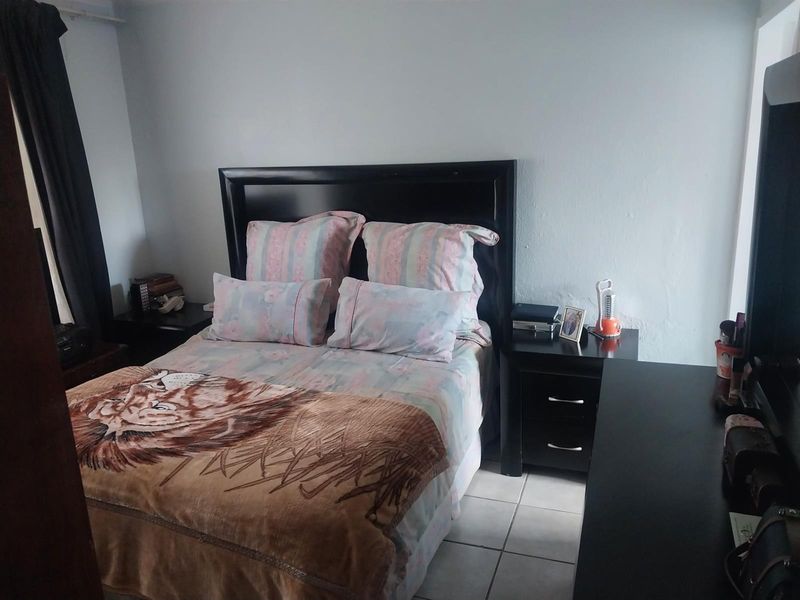 3 bedroom House For Sale in Protea Glen, Soweto - Photo 6