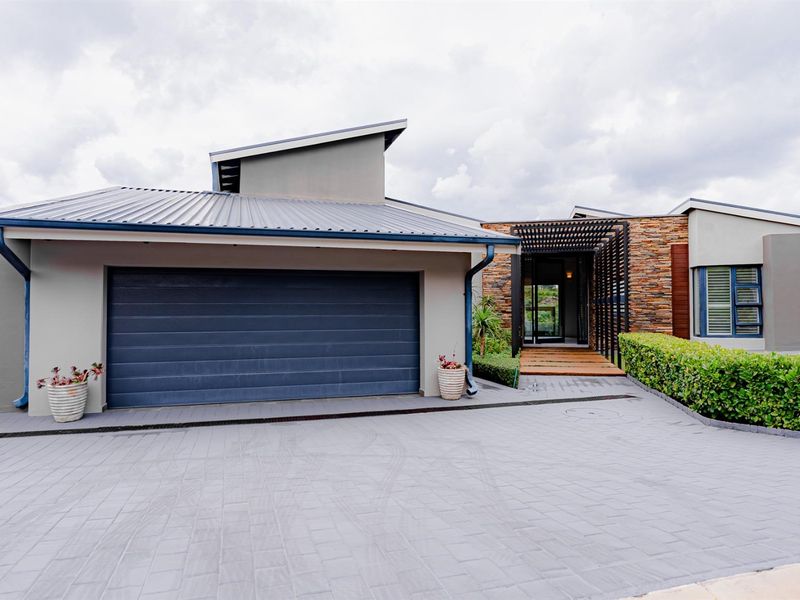 Riverside Masterpiece in Helderfontein Estate - Photo 3