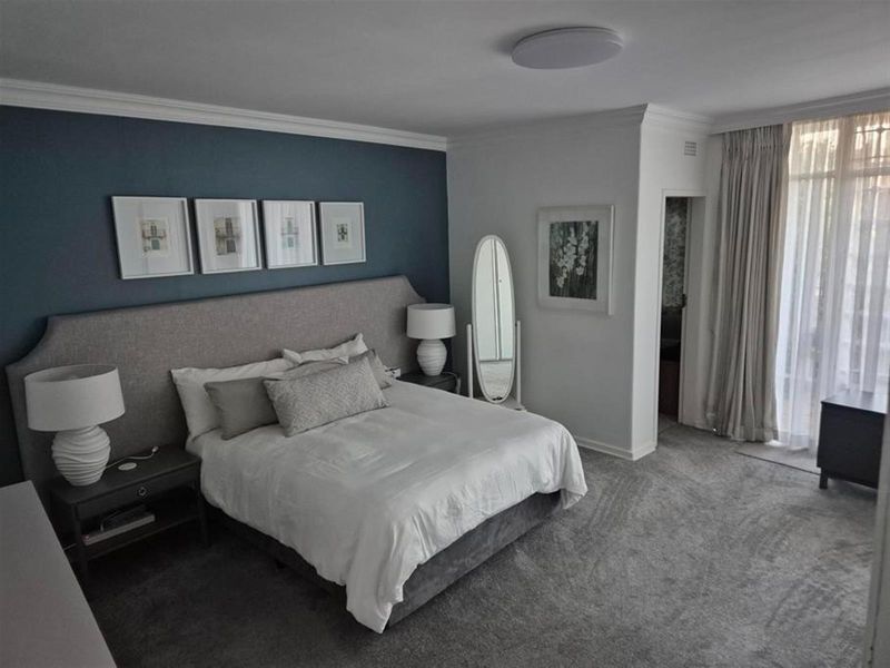 3-Bedroom Ground Floor Apartment in Bryanston - Photo 8