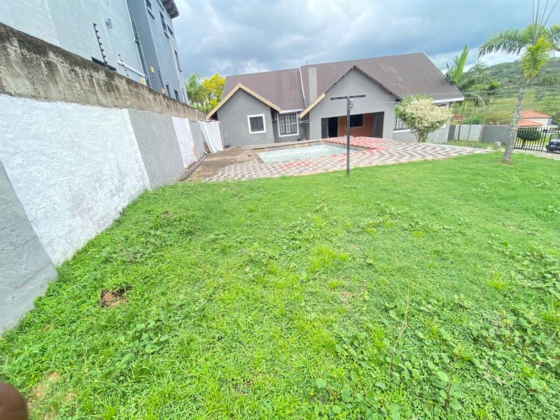 Student accommodation For Sale in Stonehenge, Nelspruit - Photo 3