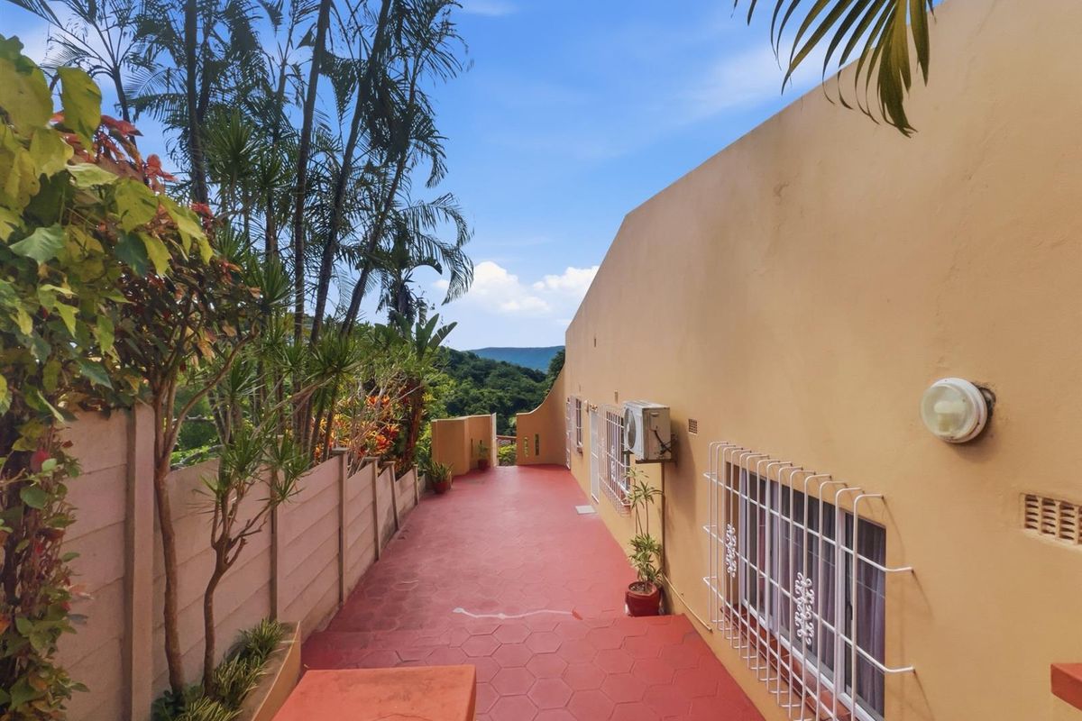 3 Bedroom, 2 Bath House For Sale in Reservoir Hills - Photo 5