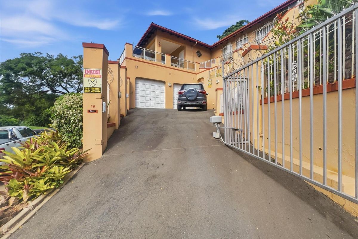 3 Bedroom, 2 Bath House For Sale in Reservoir Hills - Photo 2