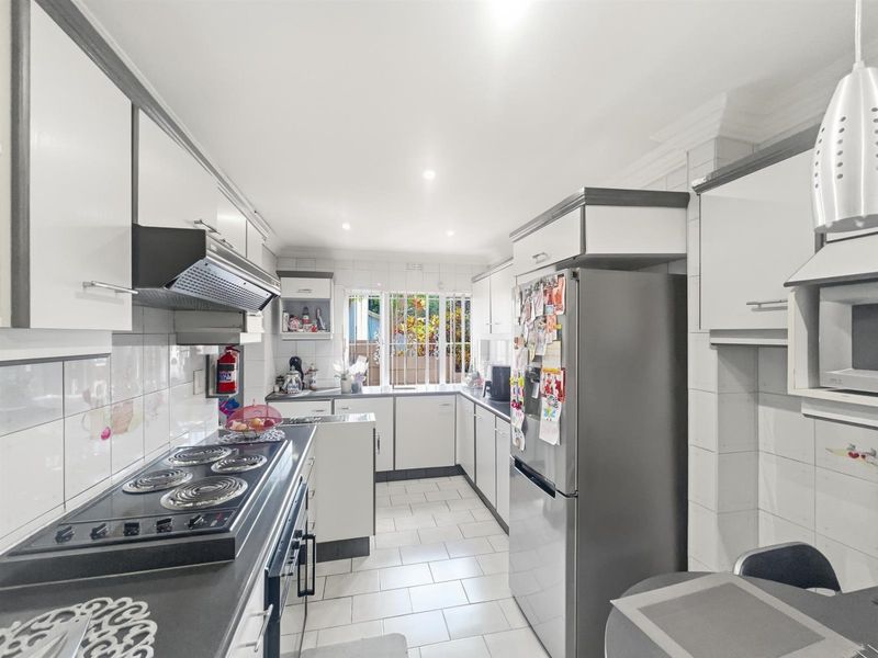 3 Bedroom, 2 Bath House For Sale in Reservoir Hills - Photo 10