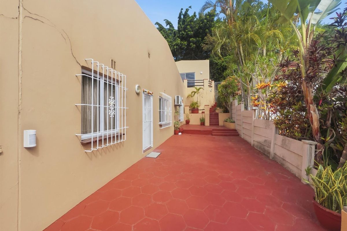 3 Bedroom, 2 Bath House For Sale in Reservoir Hills - Photo 4