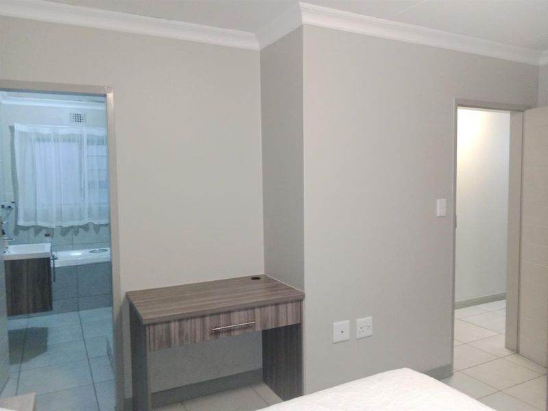 Rent-to-Buy Luxury House in Zambezi Lifestyle Estate, Montana - Pretoria - Photo 7