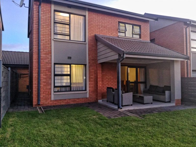 Rent-to-Buy Luxury House in Zambezi Lifestyle Estate, Montana - Pretoria - Photo 4