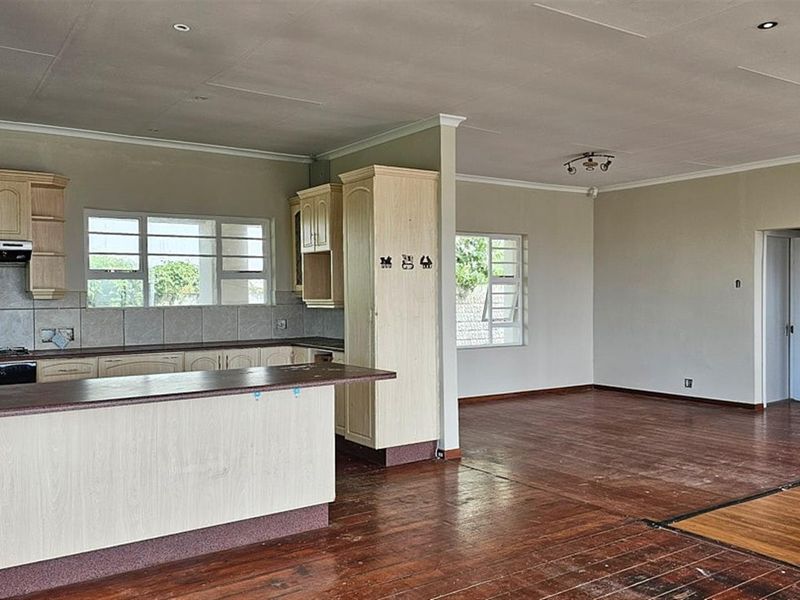 House For Sale in Shelly Beach, Margate, KwaZulu Natal - Photo 5