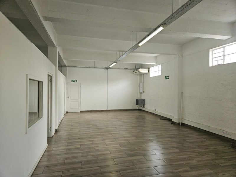 Office Space to Rent in Secure Industrial Park in Daljosafat, Paarl - Photo 6