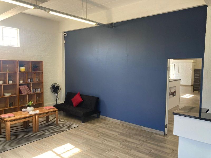 Office Space to Rent in Secure Industrial Park in Daljosafat, Paarl - Photo 2