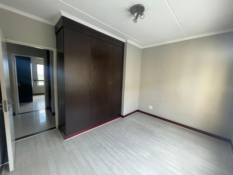 Apartment For Sale in Carlswald, Midrand - Photo 5