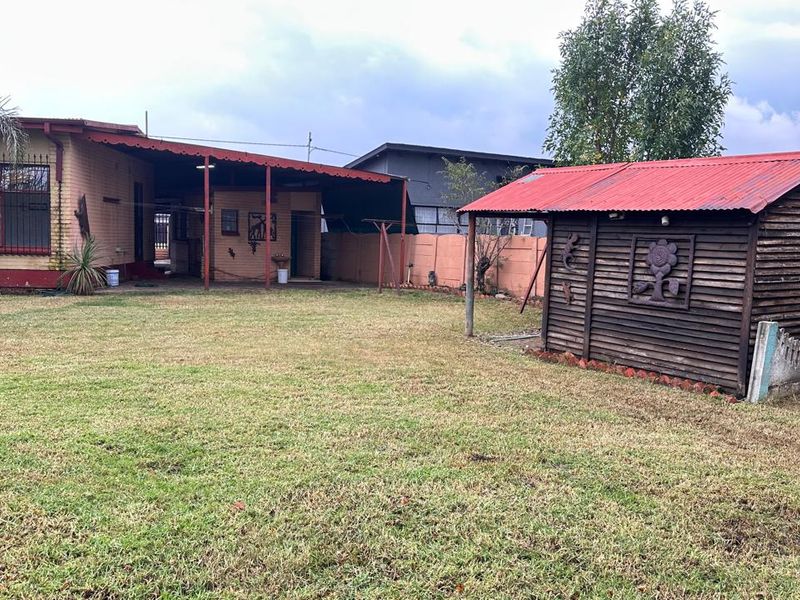 Inviting 3-Bedroom Home  For Sale in Dalview with Splash Pool- Ready for its new family memories - Photo 8