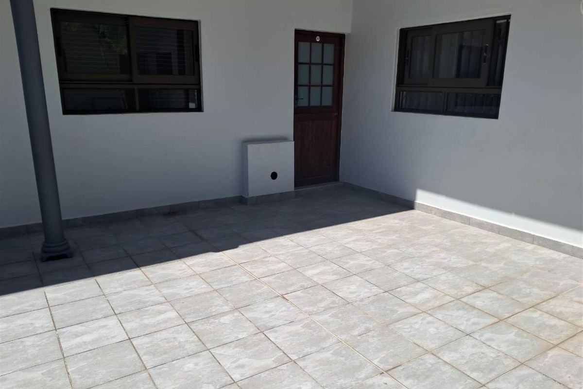 Bright And Cozy 2 Bedroom Apartment/Flat, Shelly Beach - Photo 3