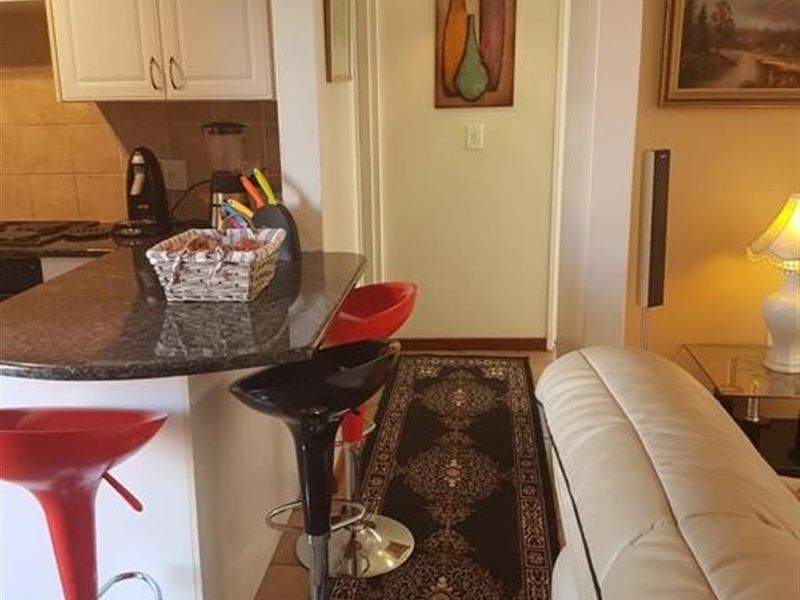 3Bedroom Holiday Apartment near Montecasino - Photo 8