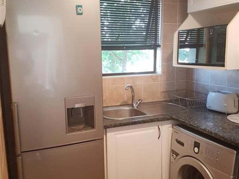 3Bedroom Holiday Apartment near Montecasino - Photo 5