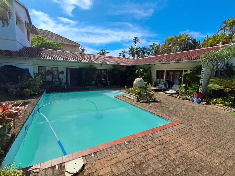 5 Bedroom House, Uvongo, Kwazulu-Natal - Photo 1