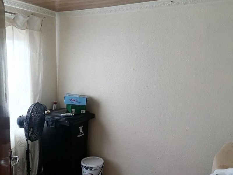 Income Generating Property  for sale in Tembisa Central - Photo 7