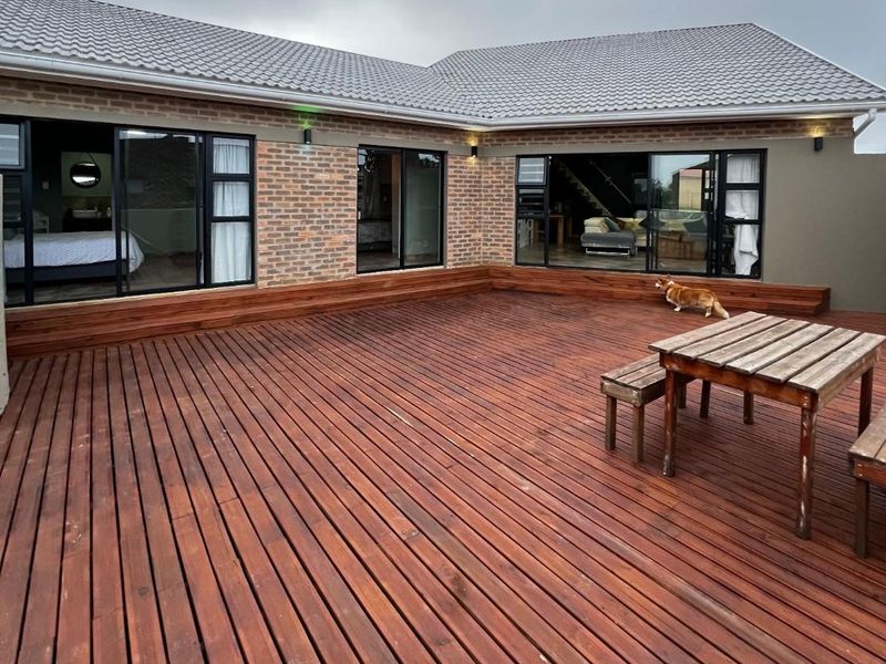 House For Sale in Wavecrest, Jeffreys Bay - Photo 10