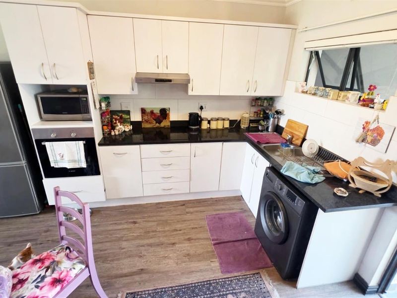 Ground Floor Apartment For Sale in Buh-Rein Retirement Village - Photo 7