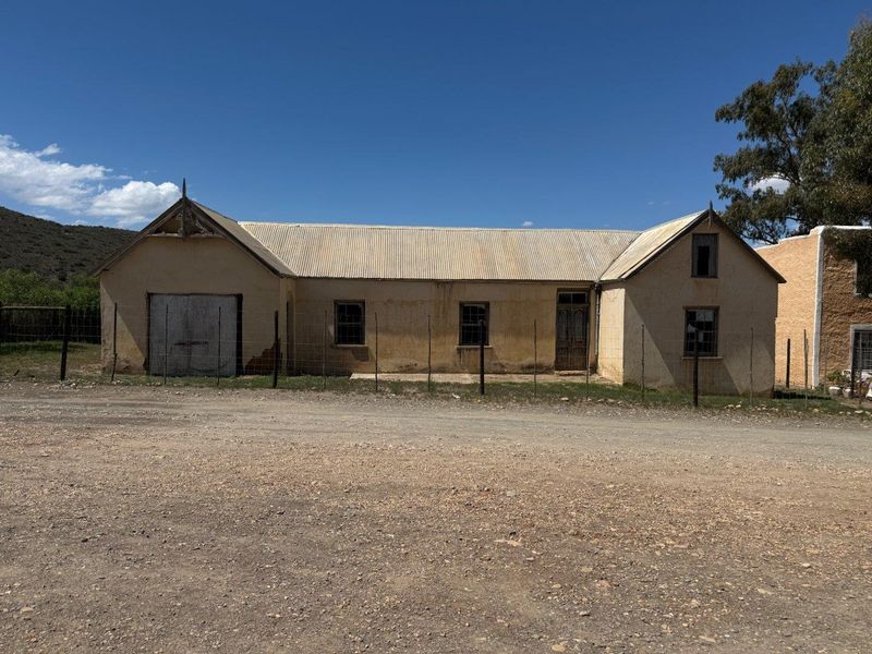 Farm For Sale in Van Wyksdorp, Ladismith
