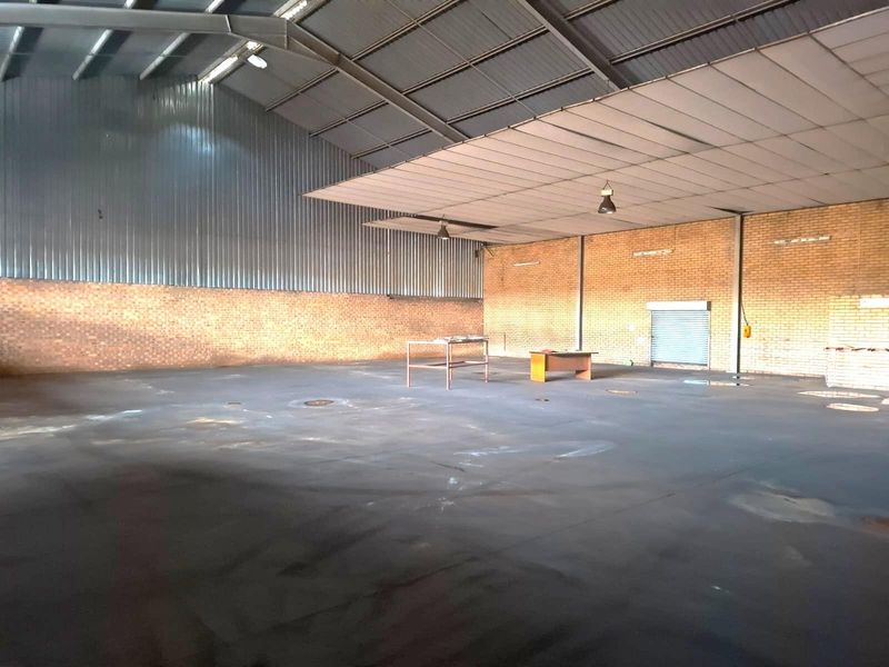Commercial Property To Rent in Vaalbank, Middelburg - Photo 1