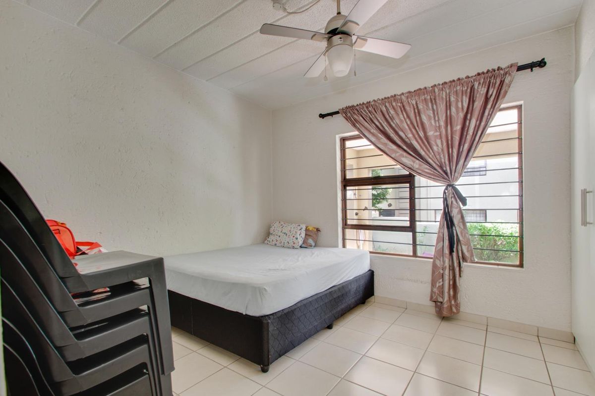 3 bedroom Apartment For Sale in Morningside, Sandton - Photo 5