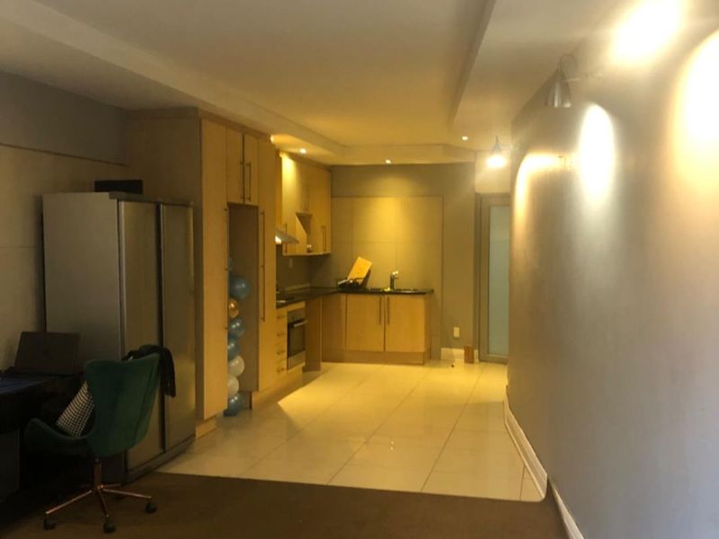 Apartment For Sale in Sandton Central, Sandton - Photo 9