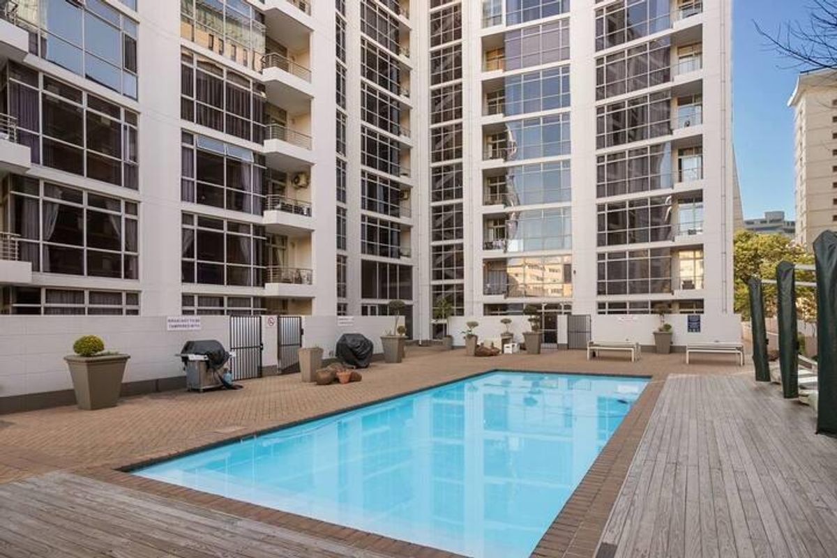 Apartment For Sale in Sandton Central, Sandton - Photo 2