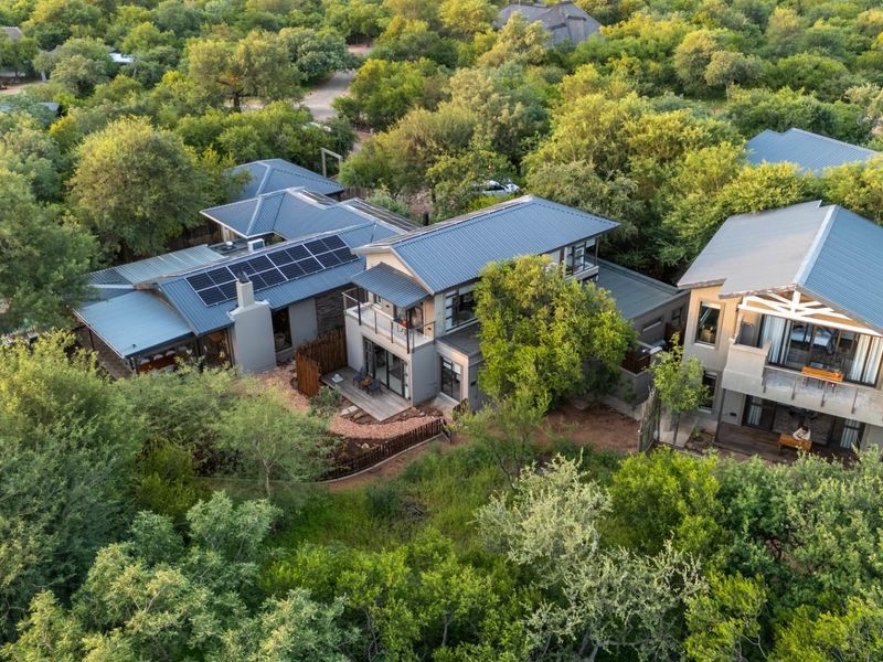 Luxury Bush Lodge For Sale  - Where The World Experiences Africa. - Photo 2