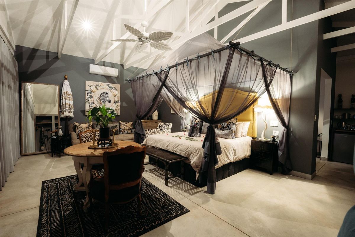 Luxury Bush Lodge For Sale  - Where The World Experiences Africa. - Photo 5