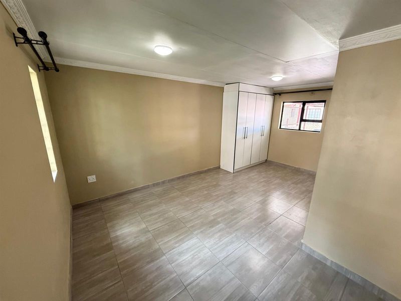 Family Duplex to Rent in Alberton - Photo 9