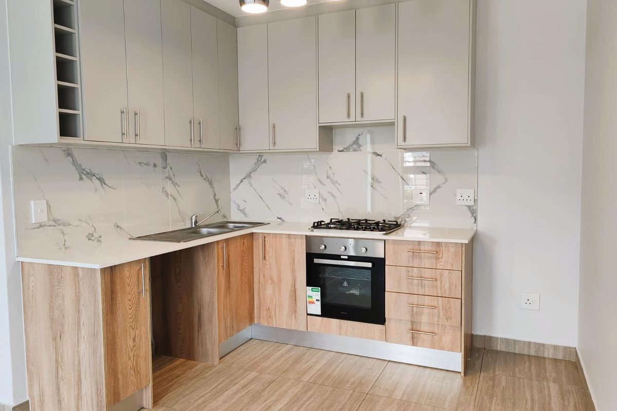 Ground Floor | Renovated 2-Bedroom, 2-Bathroom Unit | Parklands North, Blouberg - Photo 5