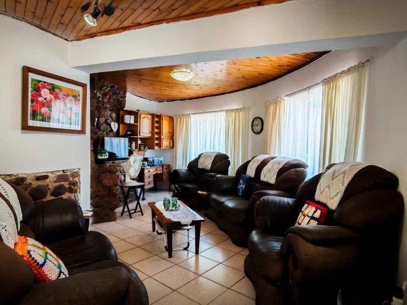 Farm For Sale in Hartbeespoort Rural, Hartbeespoort, North West - Photo 9