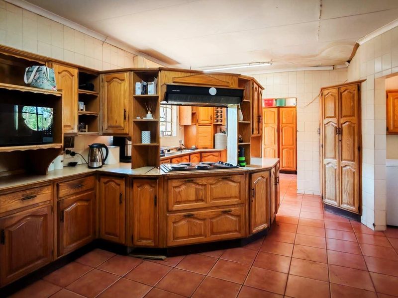 Farm For Sale in Hartbeespoort Rural, Hartbeespoort, North West - Photo 6