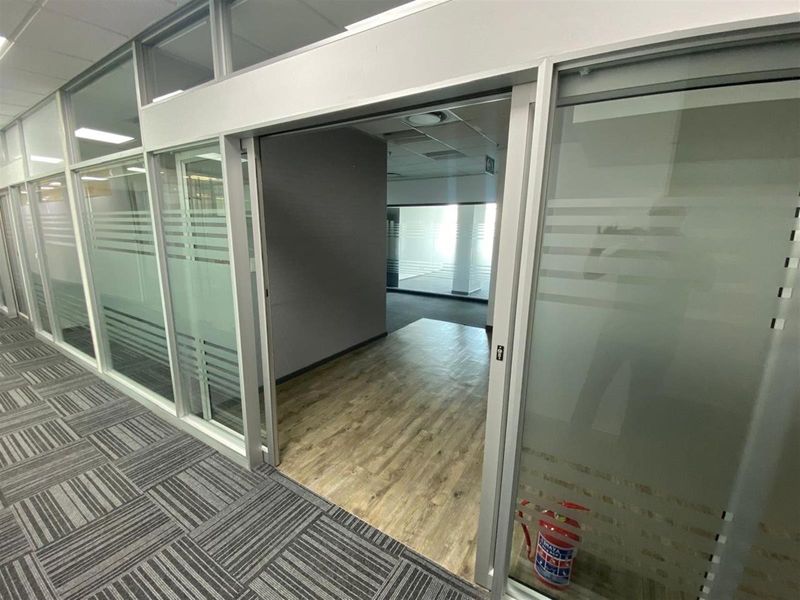 Offices with Harbour Views To Rent in Foreshore, Cape Town - Photo 6
