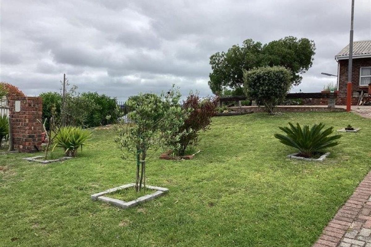 Face brick house in Pearly Beach for holidays or Retirement/ Fishing /Nature - Photo 3
