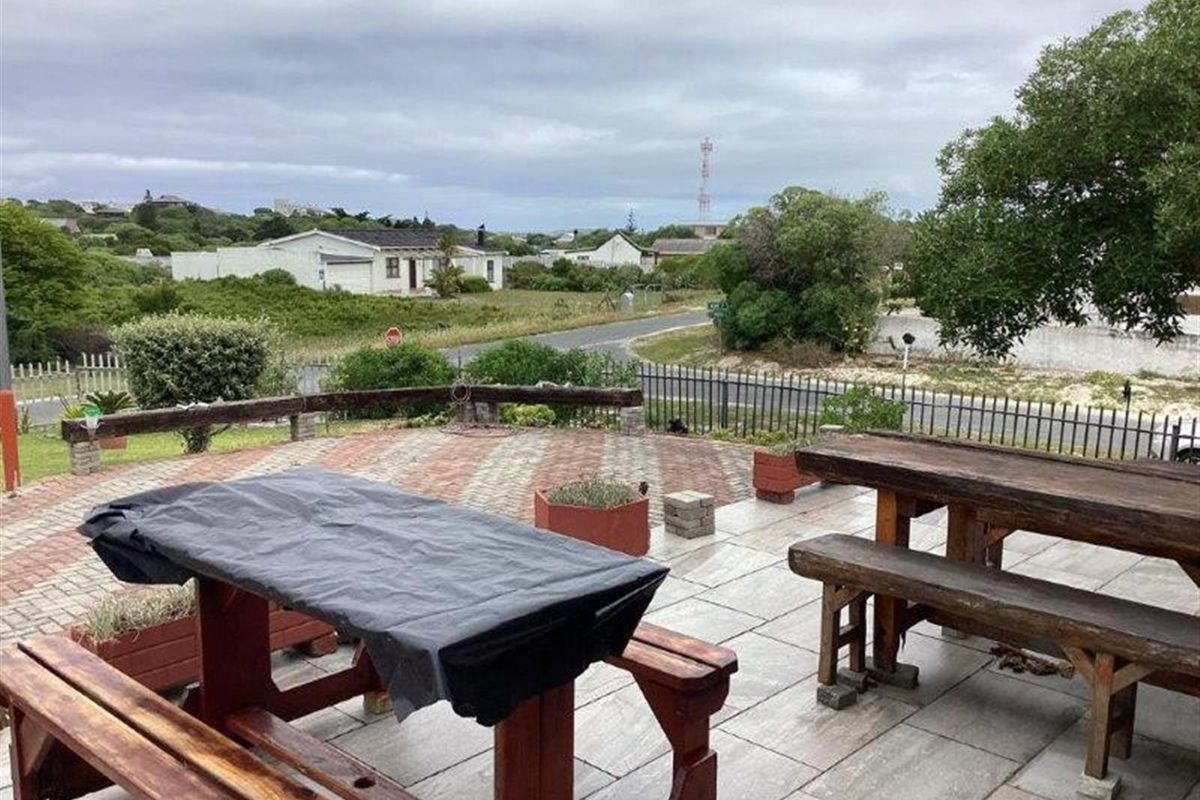 Face brick house in Pearly Beach for holidays or Retirement/ Fishing /Nature - Photo 4