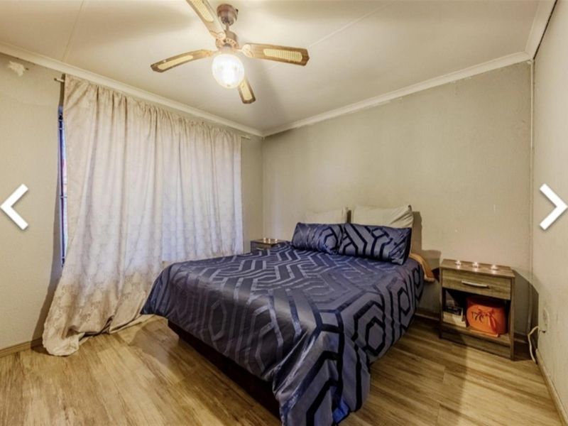 House for Sale in Witpoortjie - Photo 5