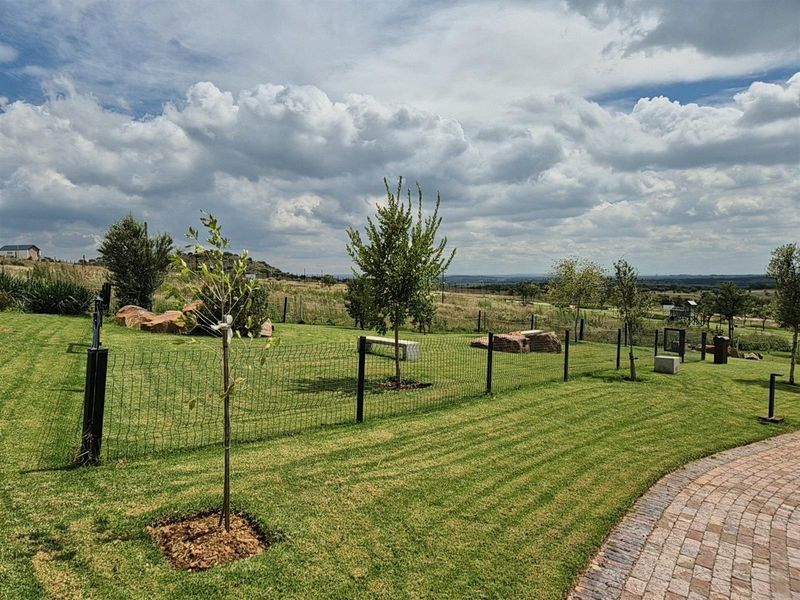 Nature, Views and Security: Prime Stand in Tranquil Eco Estate, Potchefstroom - Photo 9