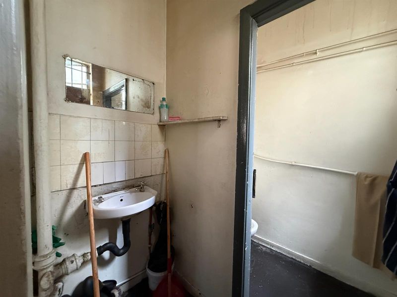 First Floor Studio/Office in Bo Kaap, Cape Town - Photo 7