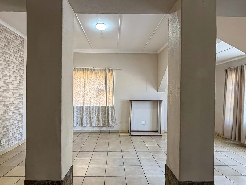 Three Bedroom Home with One Bedroom Flatlet | Listed by Danté Koen, eXp Realty - Photo 7