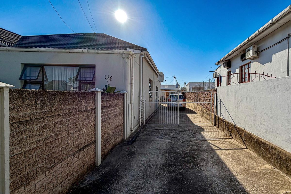 Three Bedroom Home with One Bedroom Flatlet | Listed by Danté Koen, eXp Realty - Photo 2