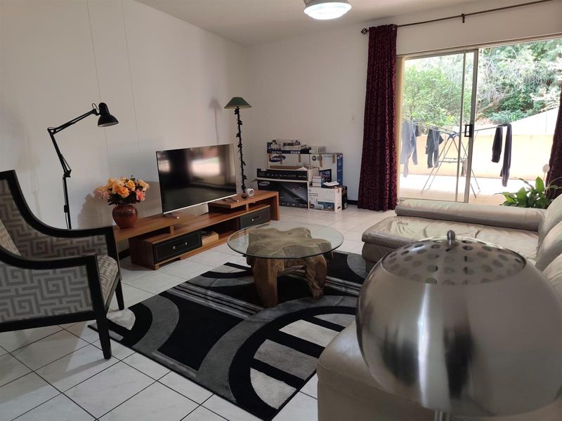 2 Bed 2 Baths Ground floor - Photo 4