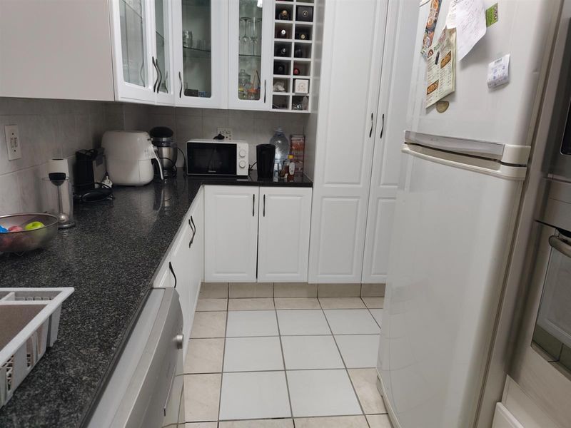 2 Bed 2 Baths Ground floor - Photo 7