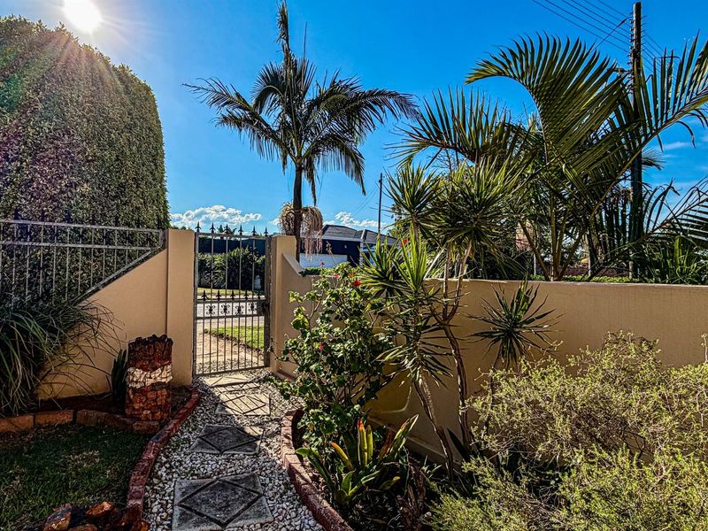 Stunning Corner Property | Listed by Danté Koen, eXp Realty - Photo 5