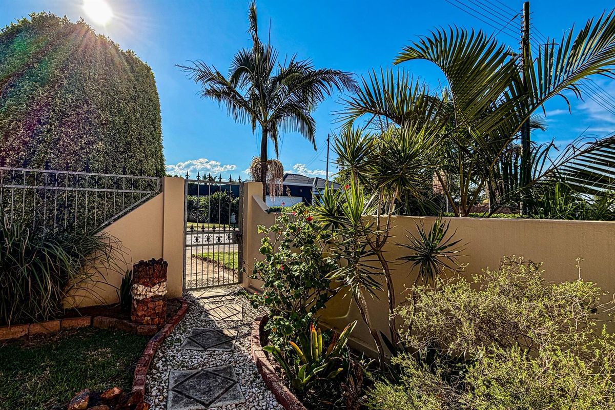 Stunning Corner Property | Listed by Danté Koen, eXp Realty - Photo 5