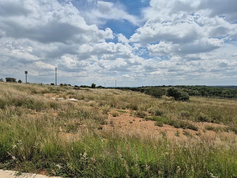 Tranquil Eco-Estate Living: Prime Parkside Stand with Scenic Views, Secure Lifestyle, Potchefstroom - Photo 9