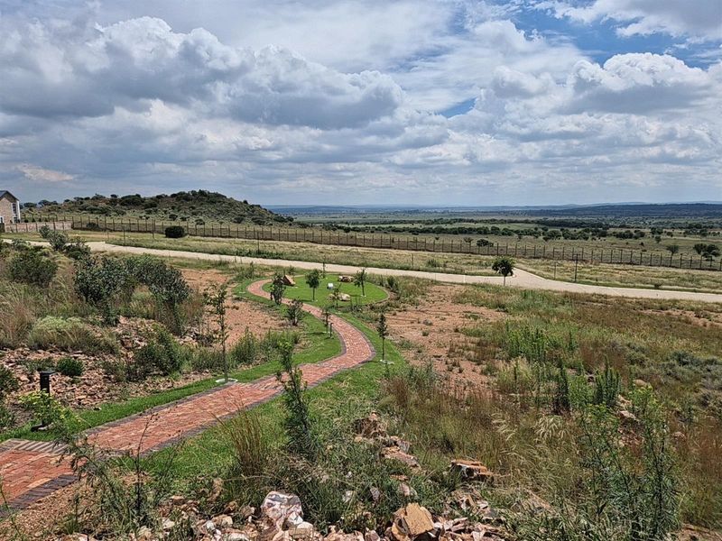 Prime 878 m2 Stand in Secure Eco-Estate with Parkside views - For Sale in Helderzicht Eco Estate - Photo 7