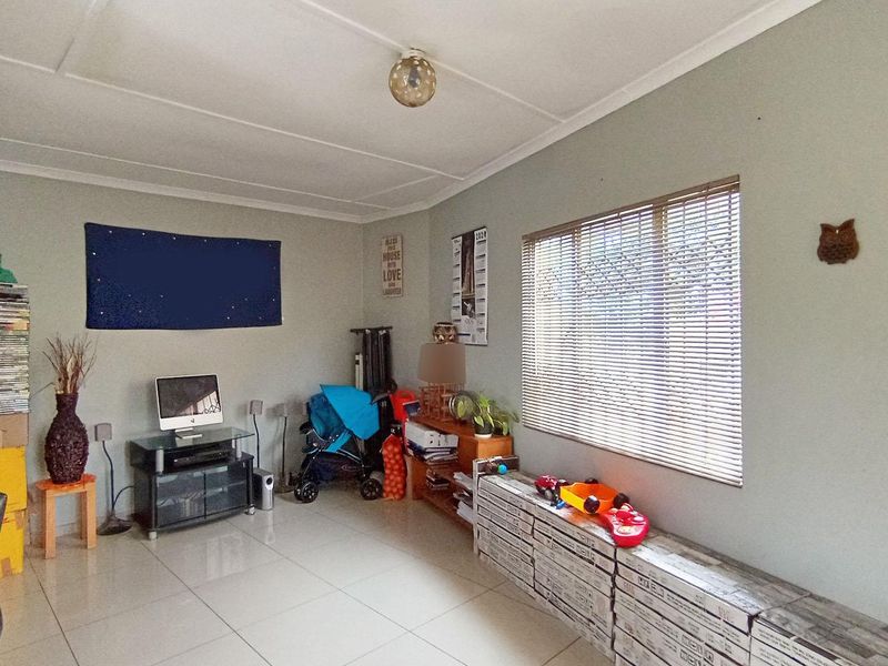 4-bedroom house for sale - Photo 8